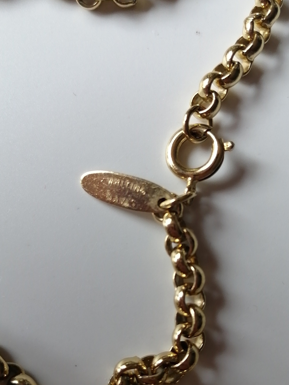 Vintage Whiting Davis Necklace with Dramatic Oval Olive Green Cabochon Pendant - Picture 6 of 10